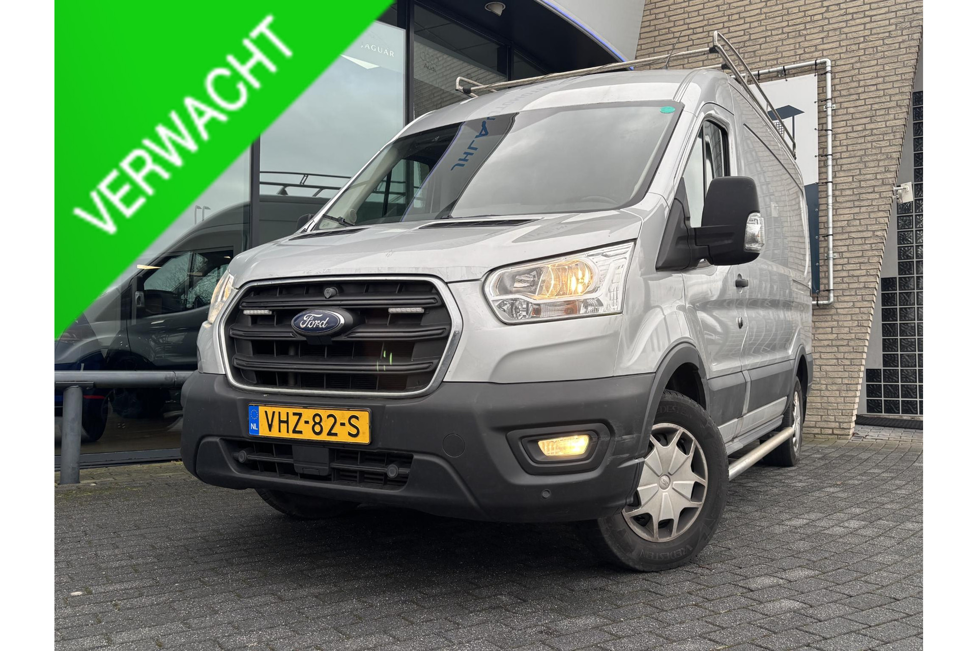 Ford Transit 2.0 L2H2 RWD*A/C*CRUISE*HAAK*CAM*WERKPLAATS*OMVORM